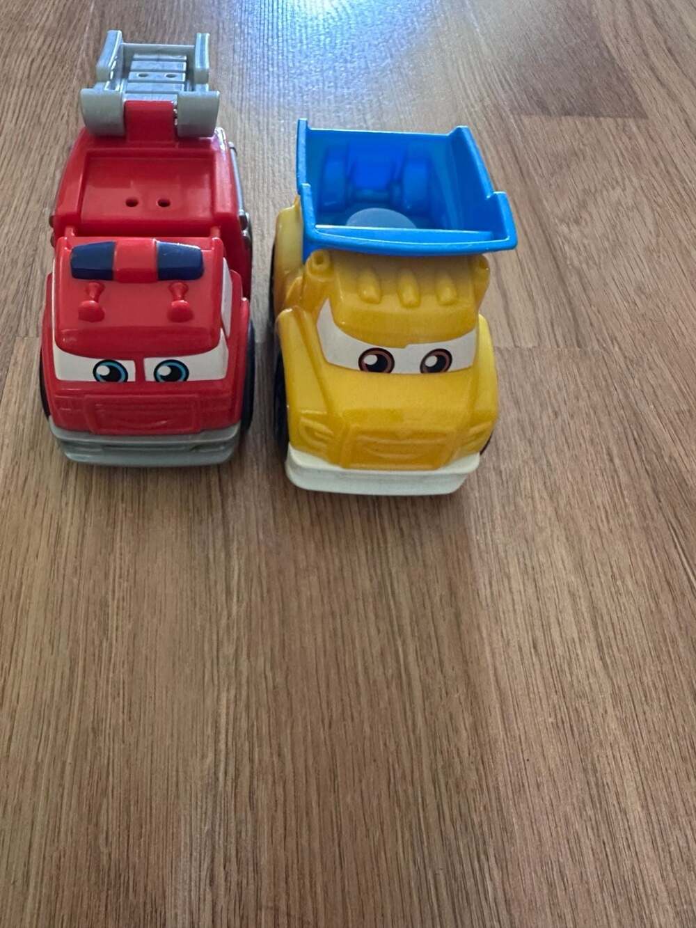 Mega Bloks First Builders Red Fire Truck and Yellow Dump Truck Set